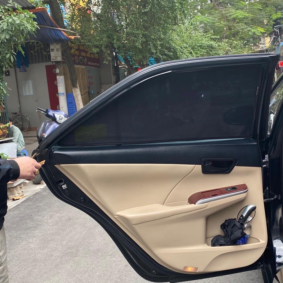 Shades fitted to a 2012-2017 Toyota Camry