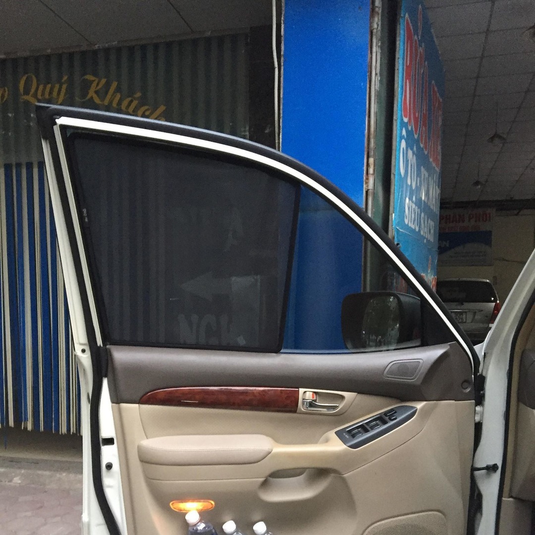 Toyota Land Cruiser Prado 2004-2010 Car Sun Shades - Image 3